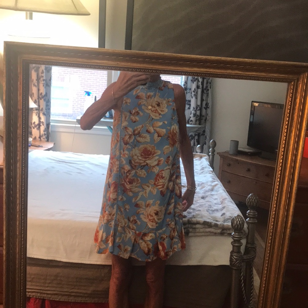 Women’s dresses
